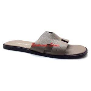 Sandales en cuir taupe - 020